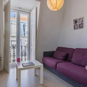 Classic Topfloor By Lovelystay , Lissabon Portugal